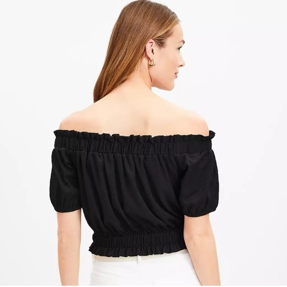 LOFT Crinkle Jacquard Off The Shoulder Black Top Women’s Size Medium - Picture 2 of 6